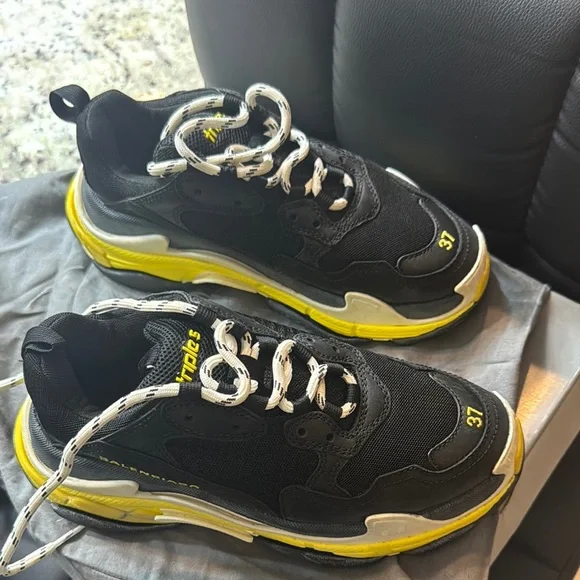 Balenciaga | Shoes | Balenciaga Black And Yellow Chunky  display picture 2